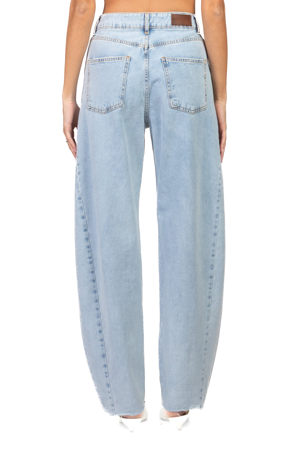 Tensione In - Jeans ERMITAGE barrel taglio vivo Art. P005J119W642