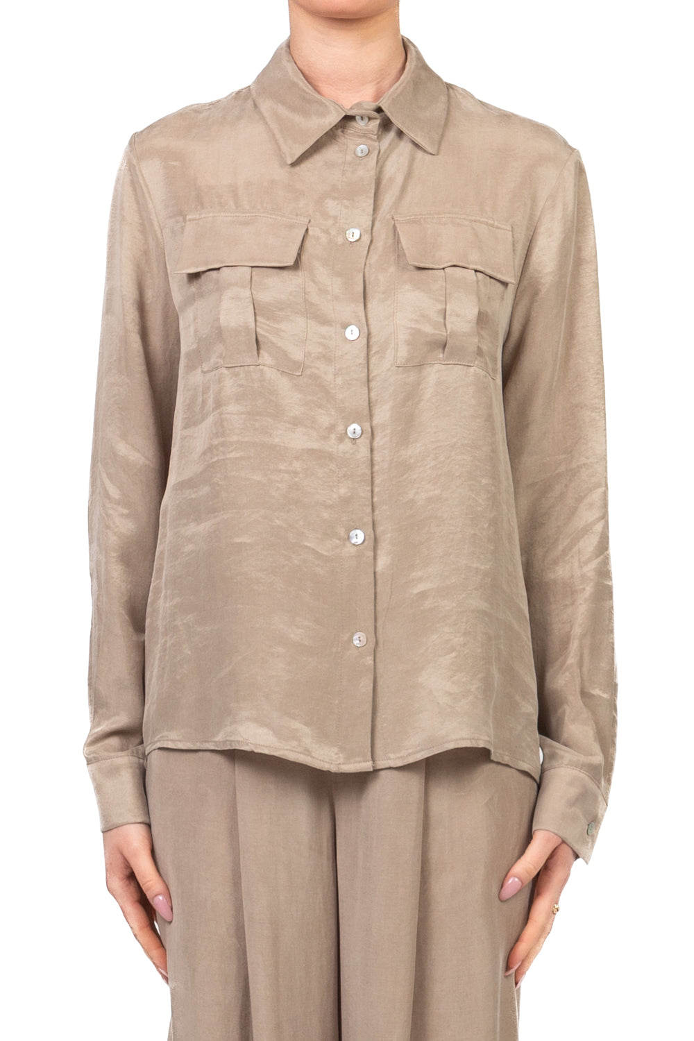 Tensione in - Camicia seta lavata con taschini Art. PE26-2275