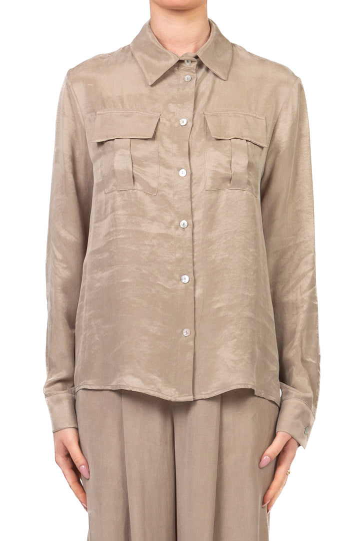 Tensione in - Camicia seta lavata con taschini Art. PE26-2275