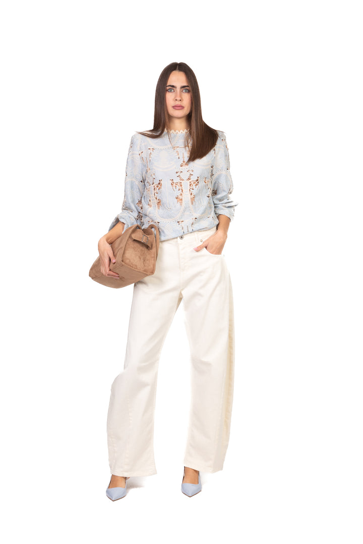 Tensione in - Blusa ricamata con spalline Art. S26C612