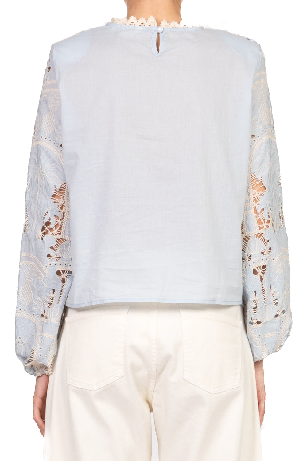 Tensione in - Blusa ricamata con spalline Art. S26C612