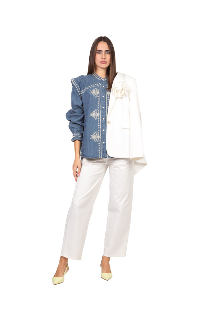 Tensione in - Camicia in denim ricamata Art. 38350