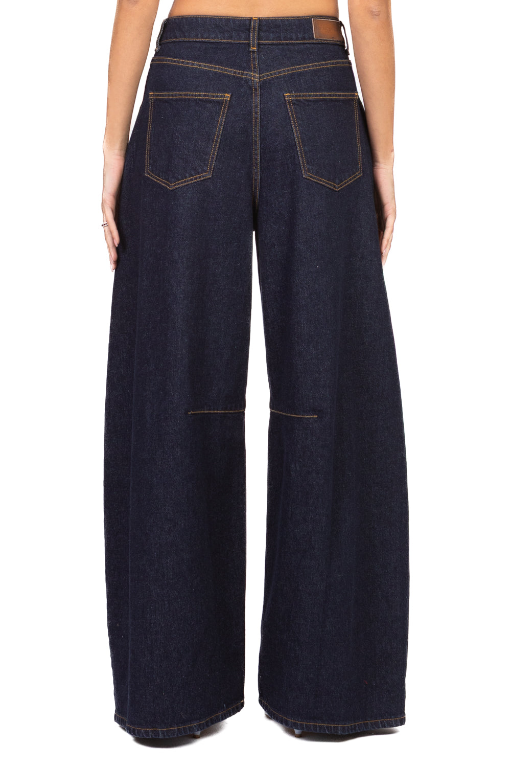 Tensione In - Jeans barrel ampio LOUVRE Art. P314J110W000