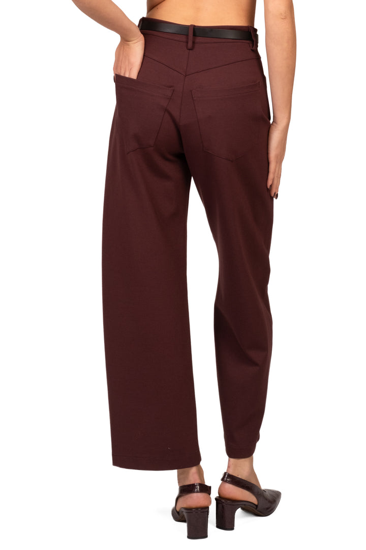 Tensione in - Pantalone barrel punto milano con cintura Art. W26P649