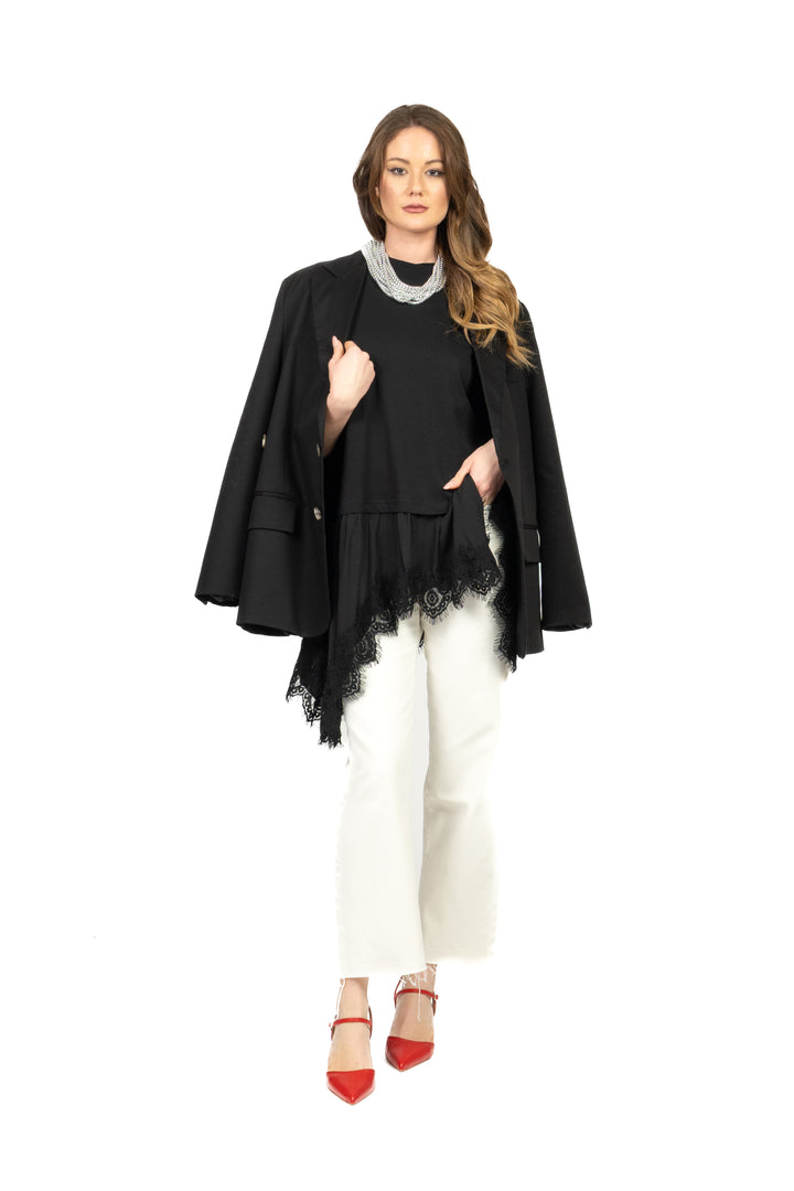 Tensione In - T-shirt asimmetrica con pizzo Art. S26M974