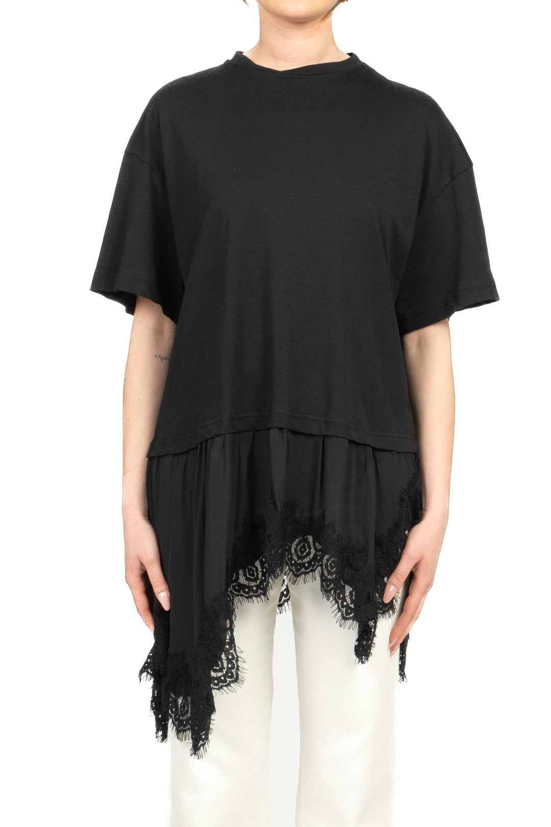 Tensione In - T-shirt asimmetrica con pizzo Art. S26M974