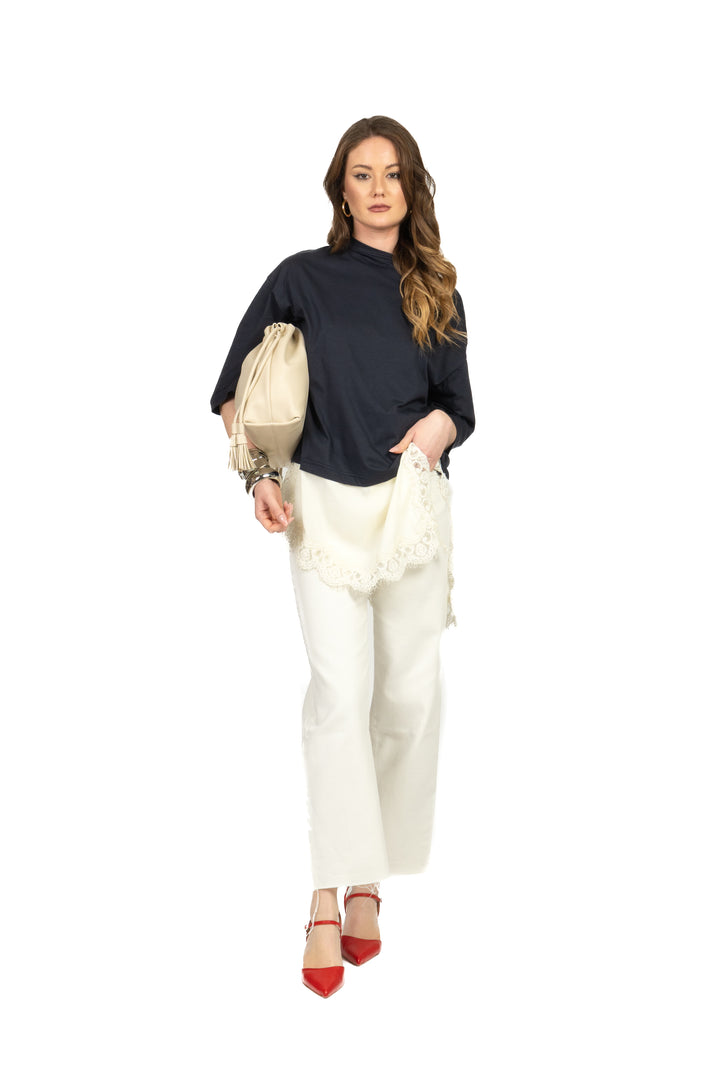 Tensione In - T-shirt asimmetrica con pizzo Art. S26M975