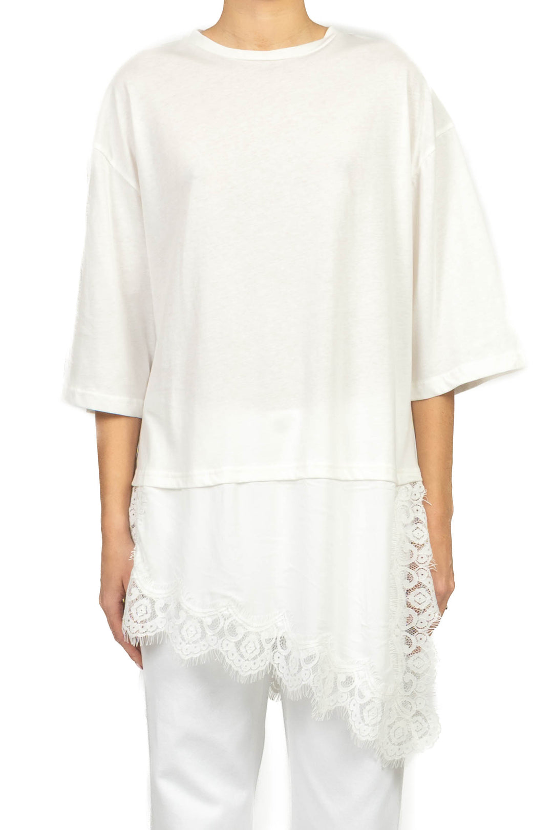 Tensione In - T-shirt asimmetrica con pizzo Art. S26M975