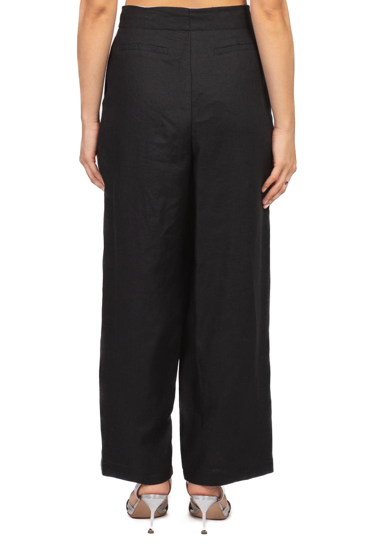 Tensione In - Pantalone in lino con pinces Art. 26P5195