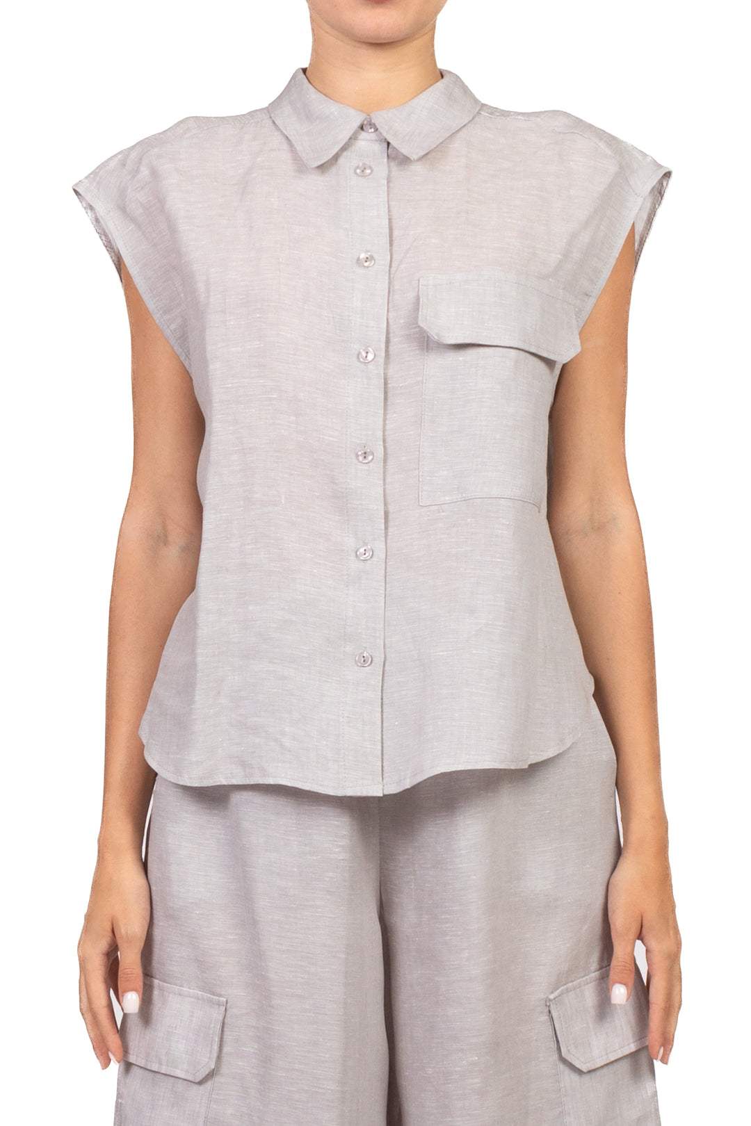 Tensione In - Camicia in lino smanicata con taschino Art. S26CH29