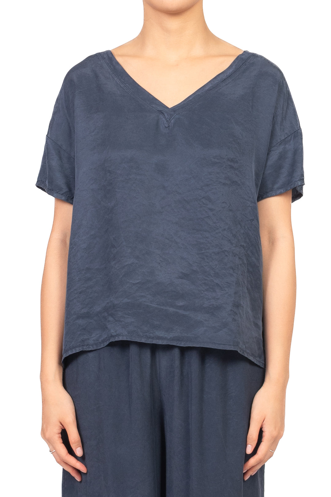 Tensione In - T-Shirt cupro scollo V con spacchi Art. 2662LO2