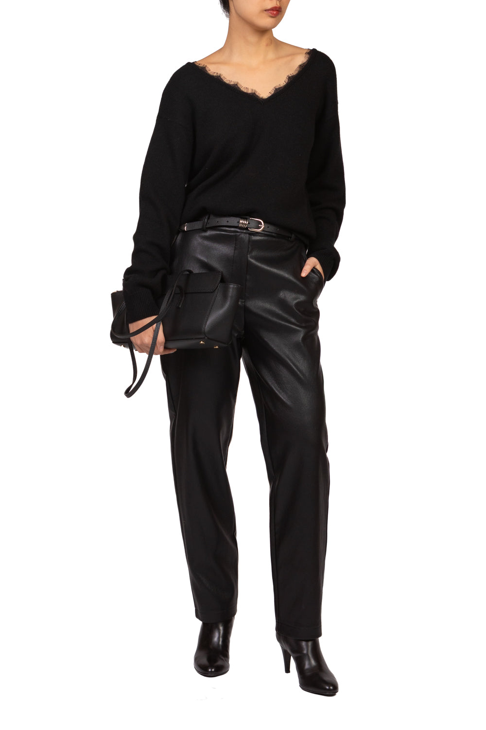 Tensione In - Pantalone ecopelle chiusura asimmetrica Art. 27P6765