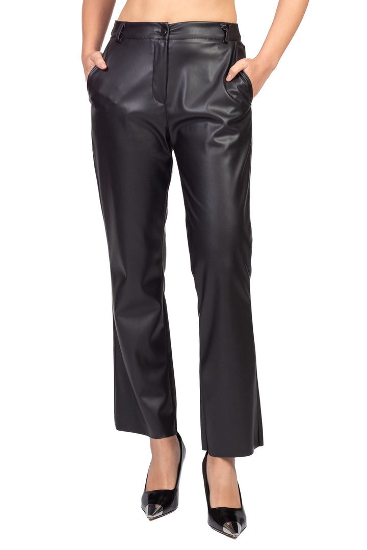 Tensione In - Pantalone ecopelle trombetta Art. 222128-26A
