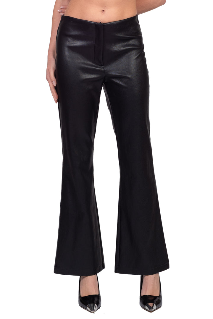 Tensione In - Pantalone ecopelle trombetta Art. 27P6764