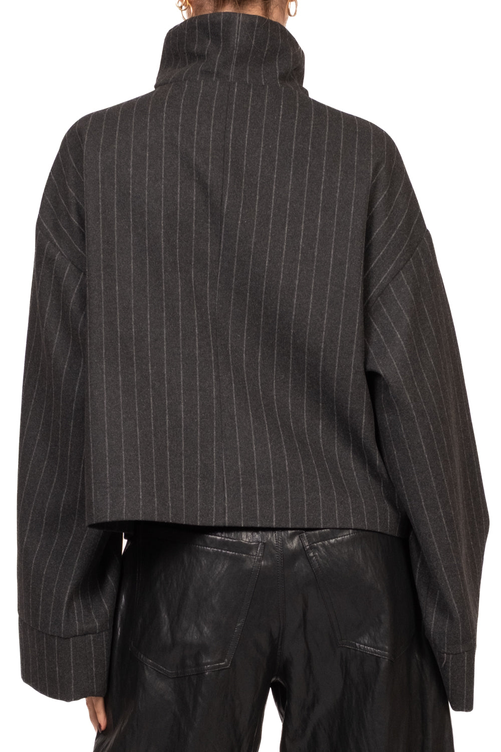 Tensione In - Giacca gessata collo alto Art. 27B6510