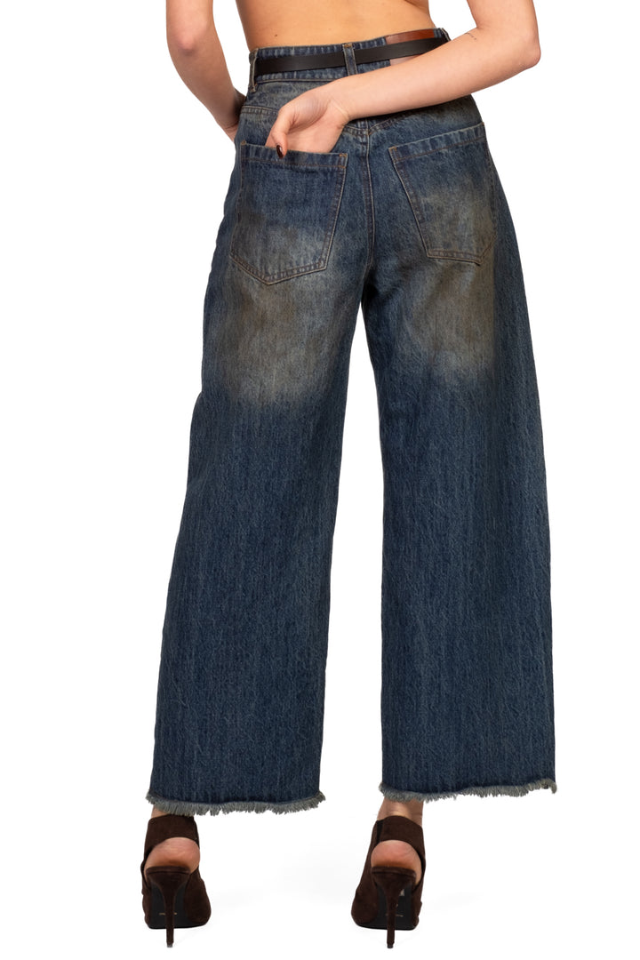 Tensione In - Jeans sfrangiato con cintura - denim Art. W26P628