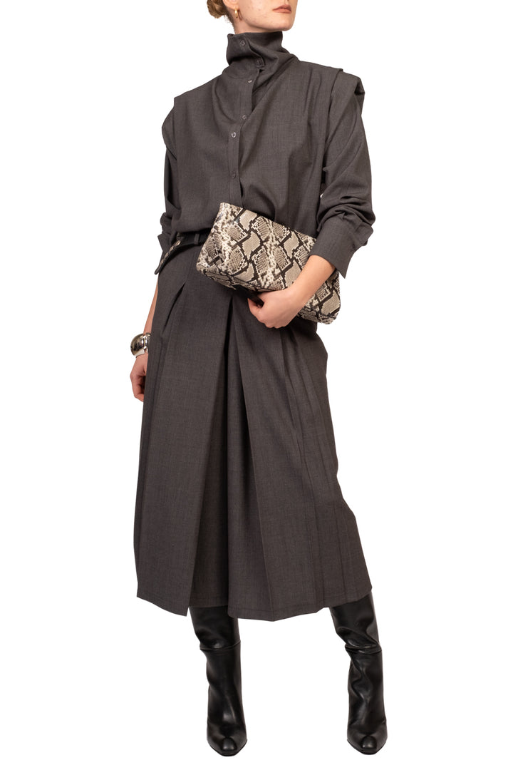 Tensione In - Camicia collo alto con spalline Art. CN932