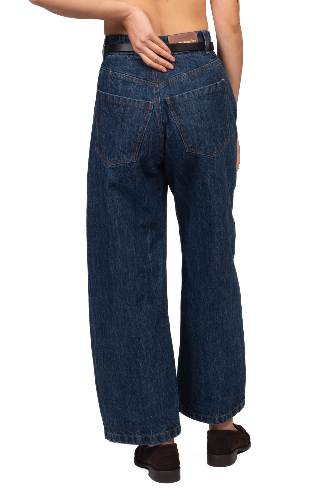 Tensione In - Jeans semi-barrel con cintura Art. W26P746