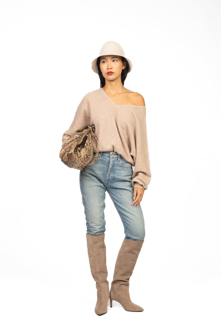 Tensione In - Maglia scollo a V posteriore Art. WL521AI25