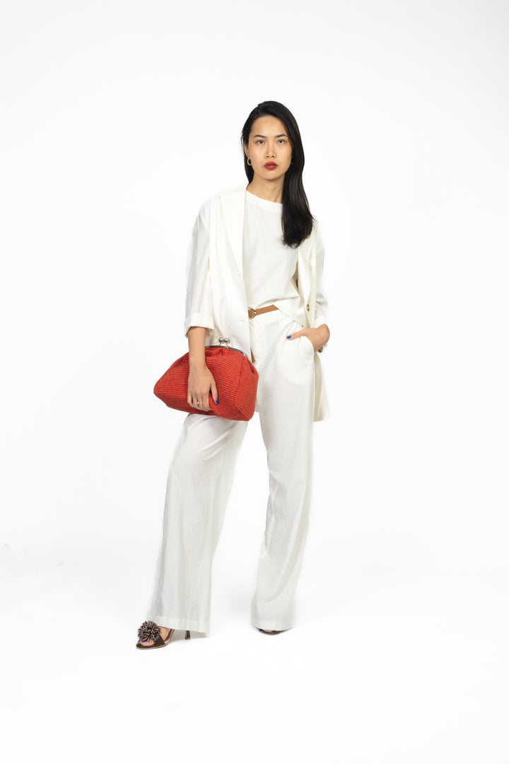 Tensione In - Pantalone dritto goffrato con cintura Art. 25P7789