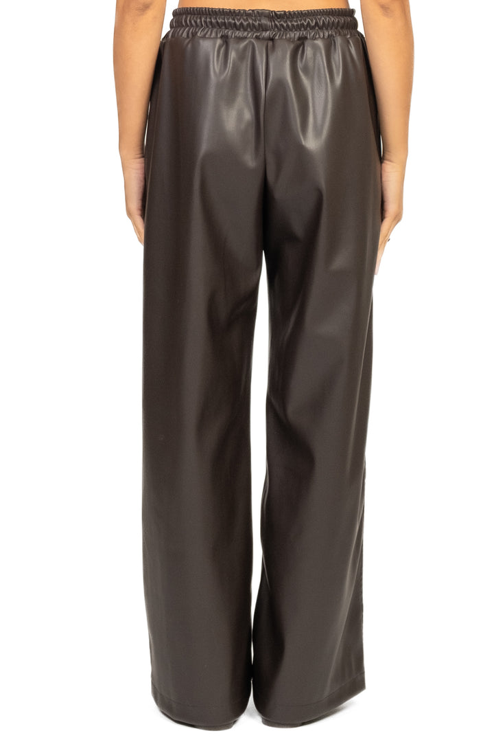 Tensione In - Pantalone ecopelle con coulisse Art. FW250064