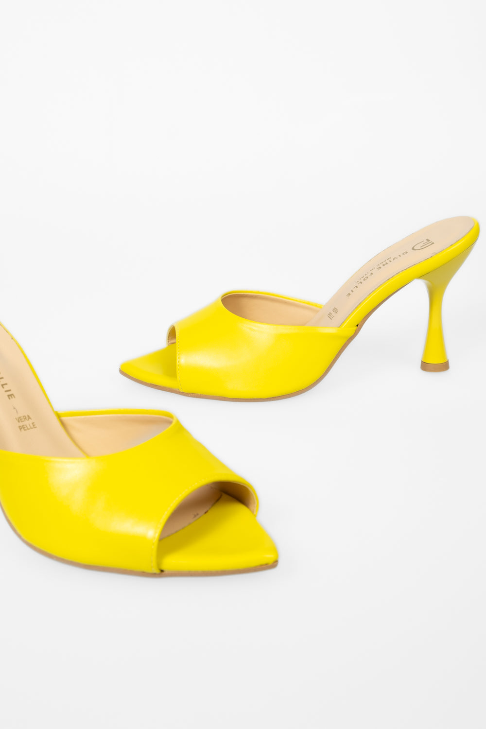 Divine Follie - Sandalo a punta con tacco Art. 5369