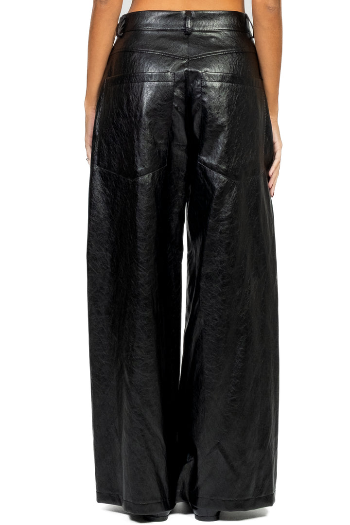 Tensione In - Pantalone palazzo ecopelle con tasconi Art. 224155-N