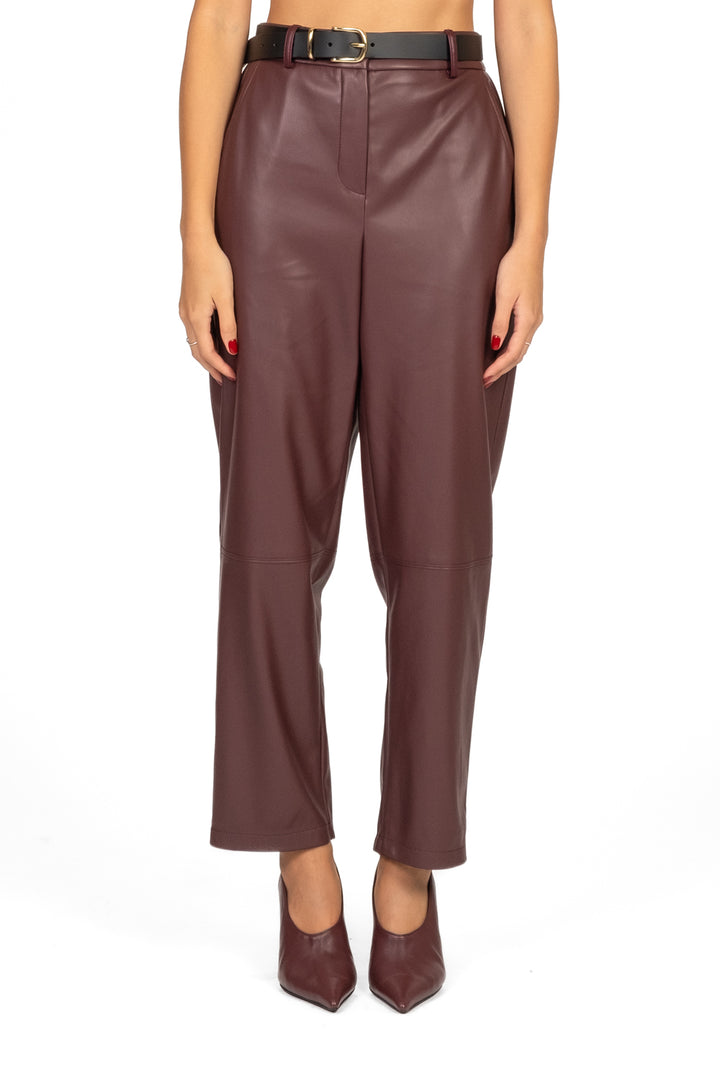 Tensione In - Pantalone carrot in ecopelle Art. 26P1176