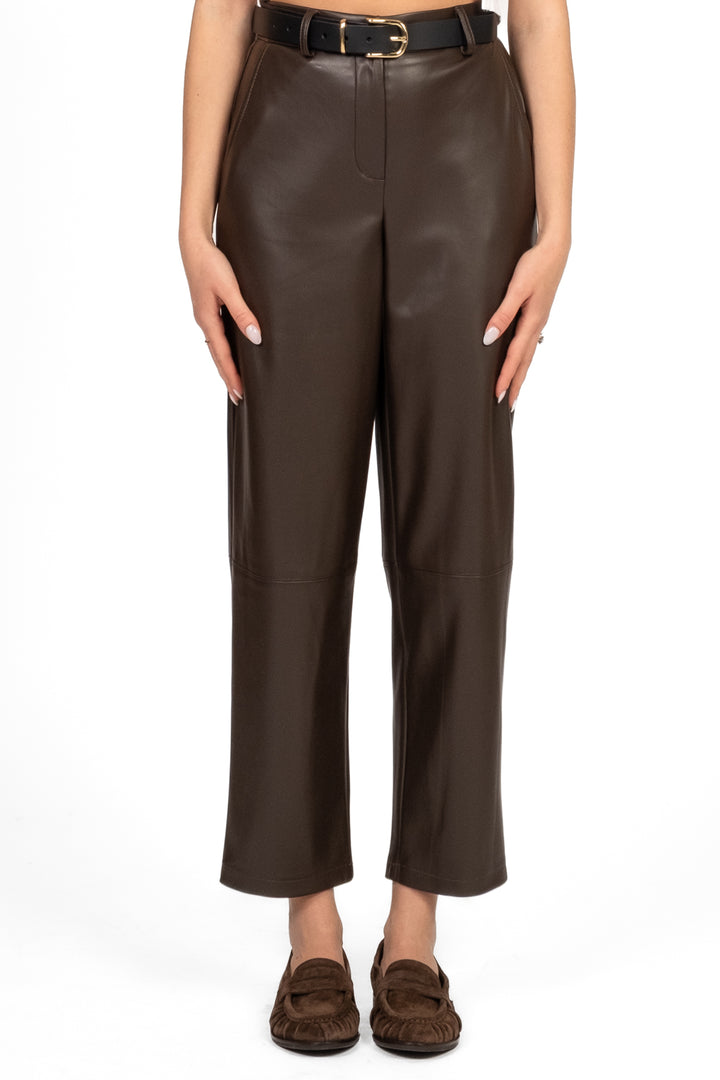 Tensione In - Pantalone carrot in ecopelle Art. 26P1176