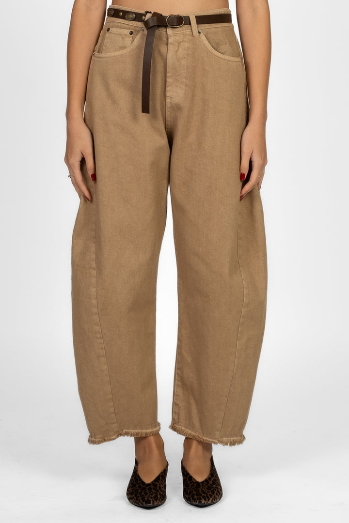 Tensione In - Pantalone barrel sfrangiato con cintura Art. W25P371