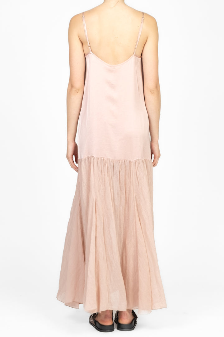 Tensione In - Abito satin con balza Art. 85226V77