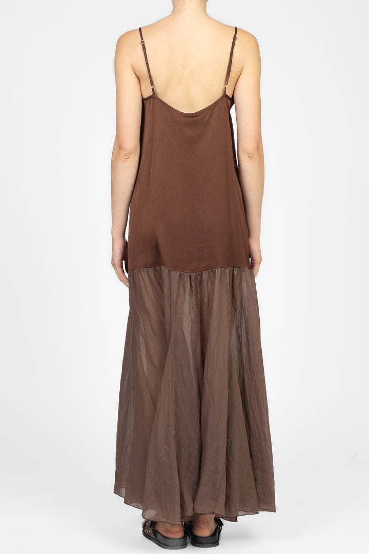 Tensione In - Abito satin con balza Art. 85226V77