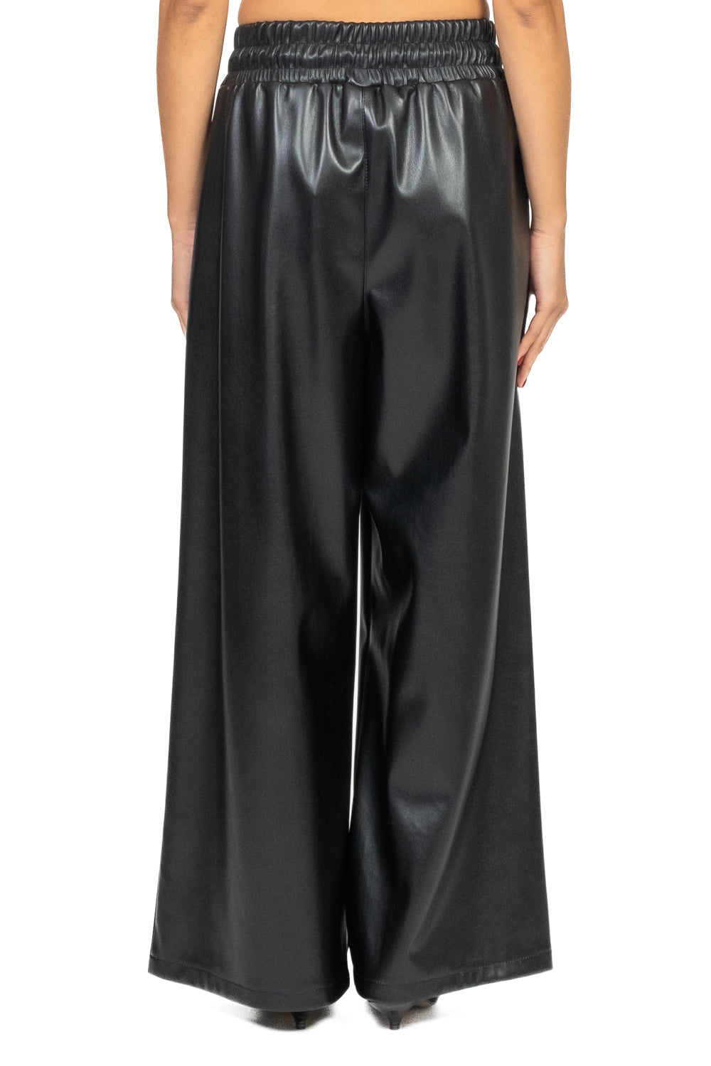 Tensione In - Pantalone ecopelle palazzo con coulisse Art. 26P1429