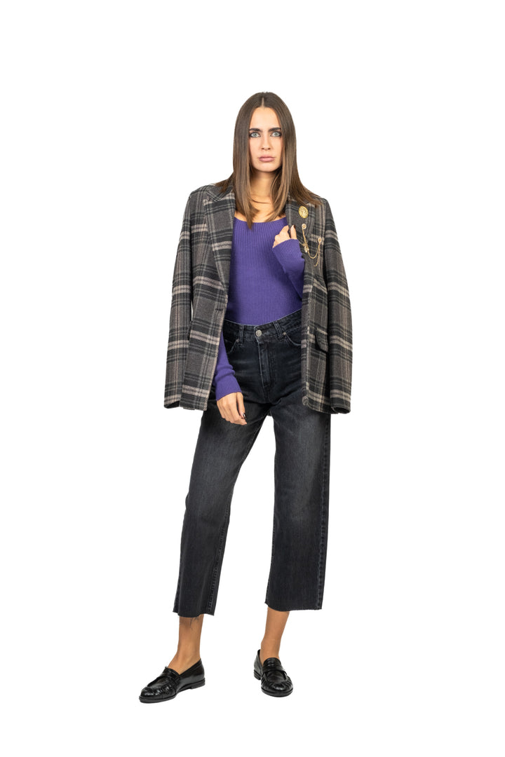 Vicolo - Maglia costine scollo tondo Art. 77316F