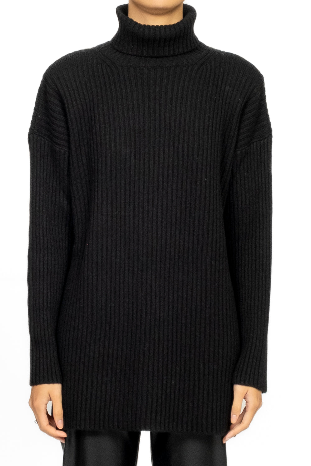 Vicolo - Maglia collo alto con spalline a coste Art. 77317F