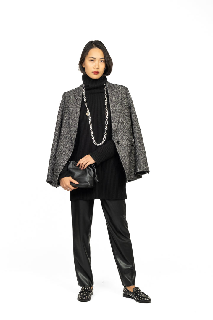 Vicolo - Maglia collo alto con spalline a coste Art. 77317F