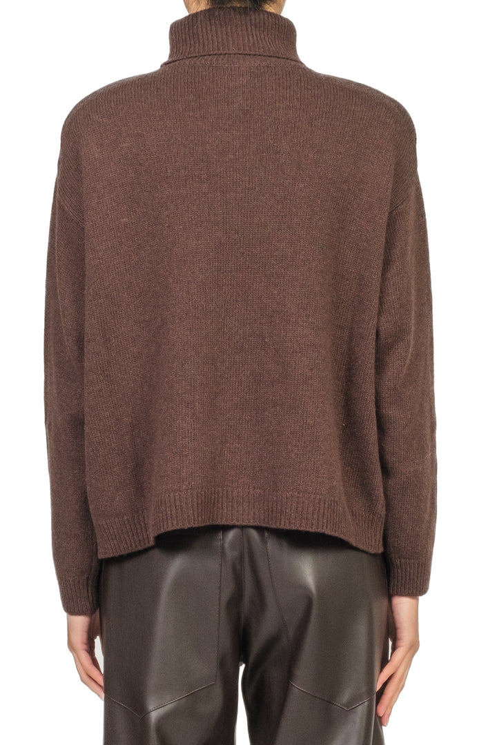 Tensione In - Maglia collo alto con spalline Art. D82075