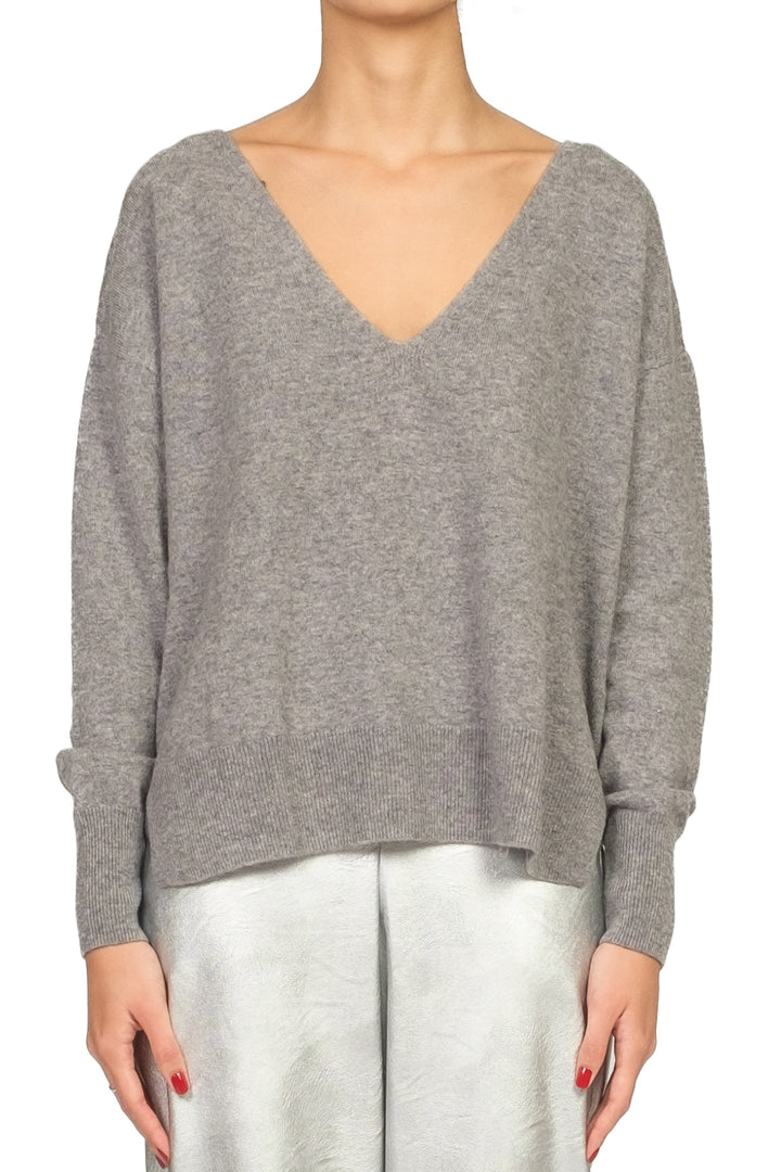 Tensione in - Maglia scollo V bottoni posteriori Art. WL544AI25