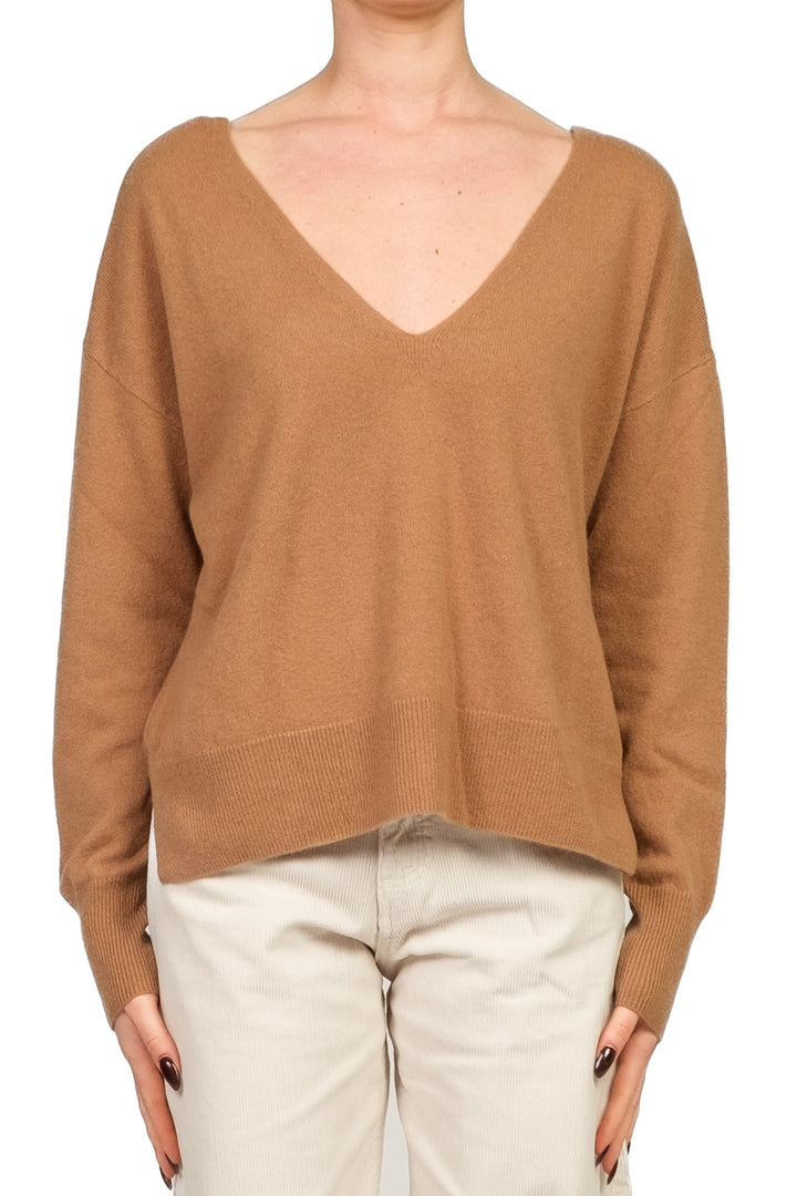 Tensione in - Maglia scollo V bottoni posteriori Art. WL544AI25